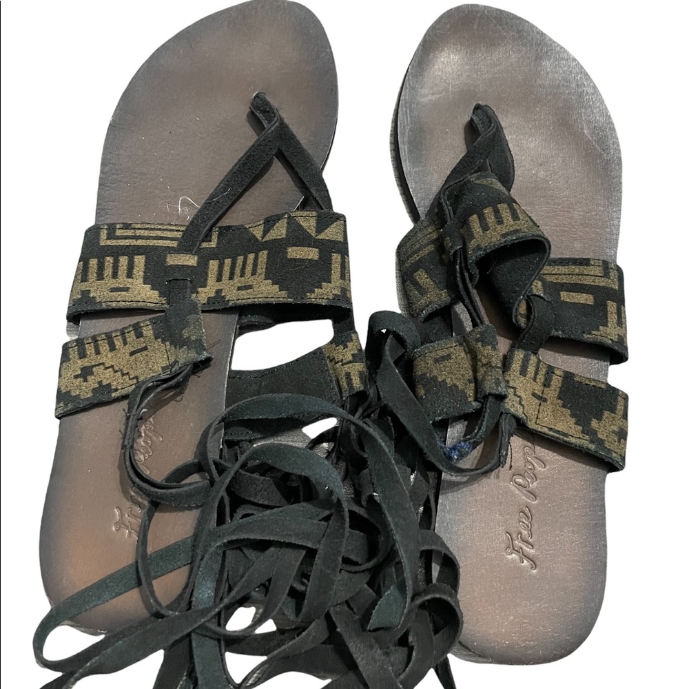 Free People strapped around ankle leather sandals size 37